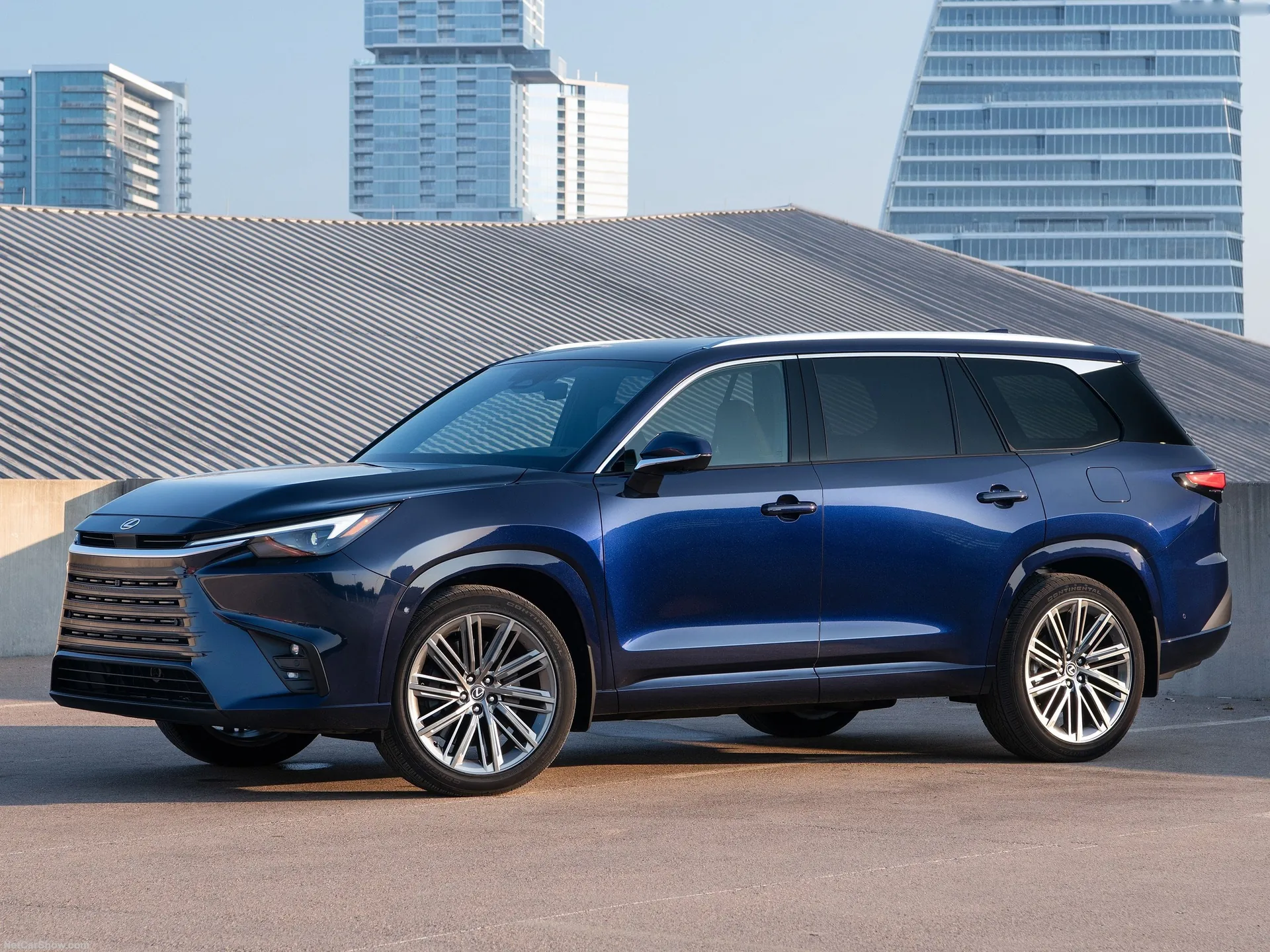 Lexus TX (2024)