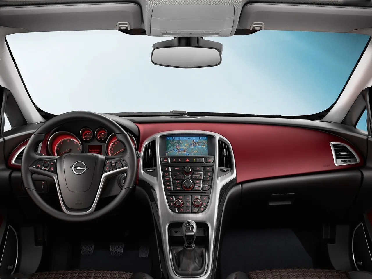 Opel Astra GTC (2012) – interiér