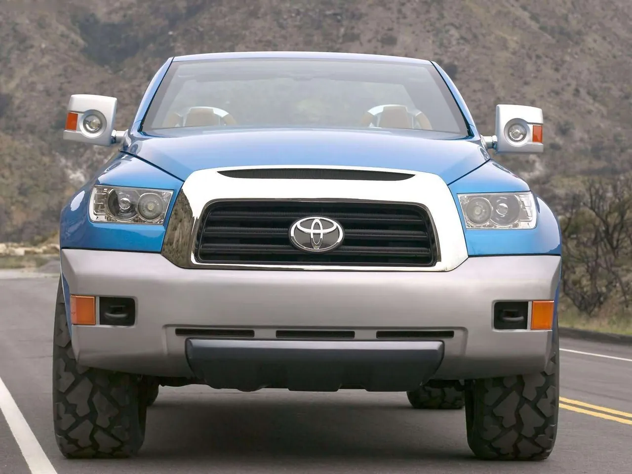 Toyota FTX Concept (2004) - Front