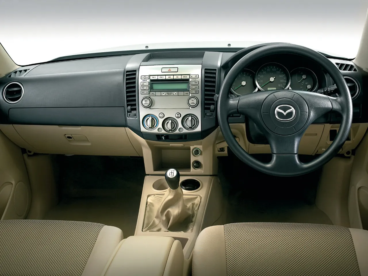 Mazda BT-50 (2006) – interiér