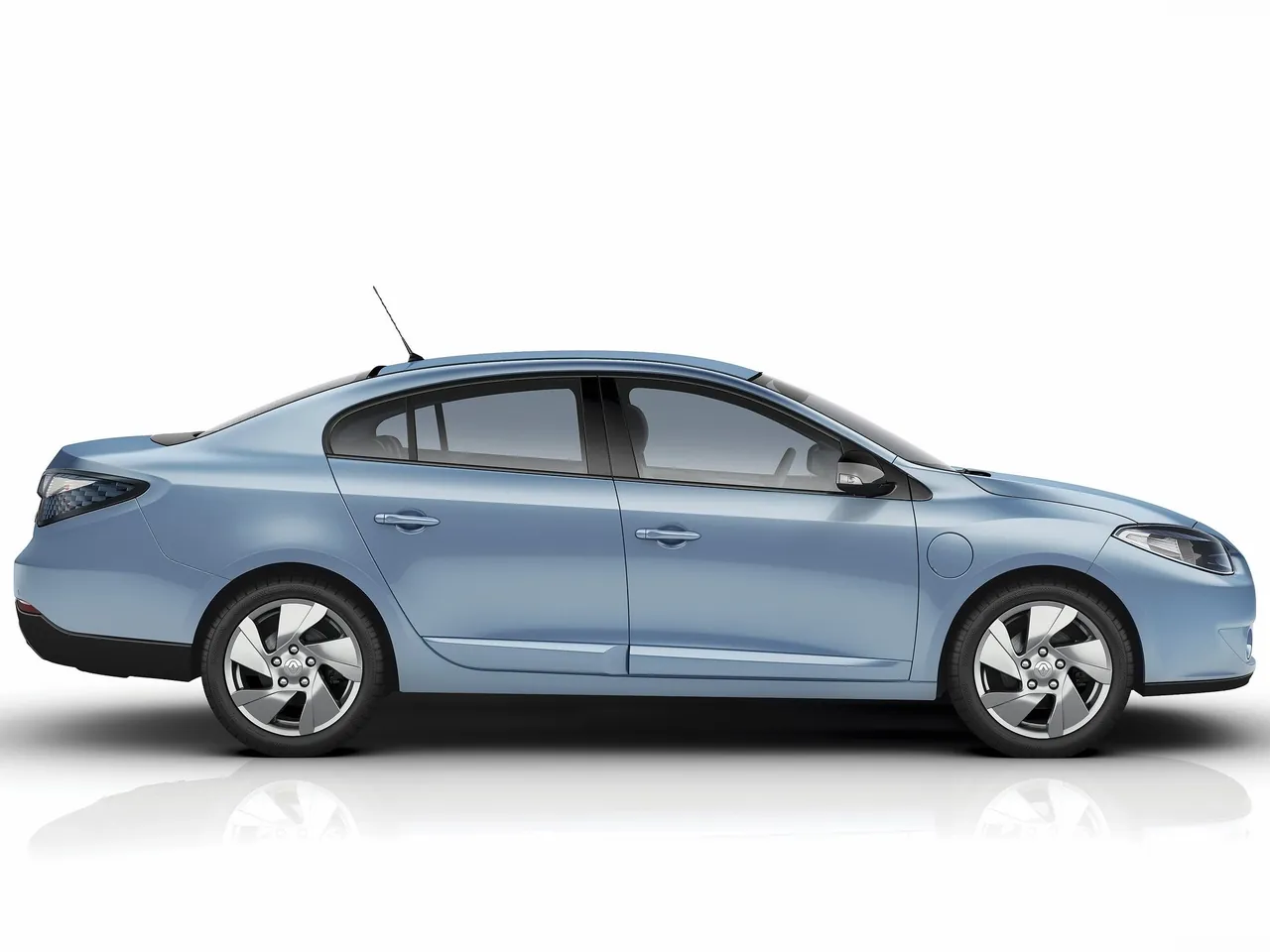 Renault Fluence ZE (2013) – boční profil
