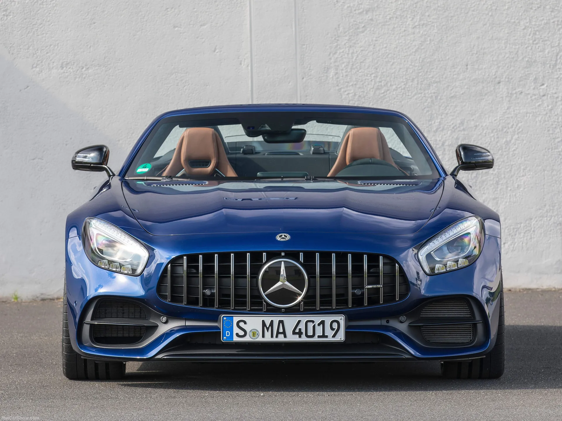 Mercedes-Benz AMG GT Roadster (2017) - Front