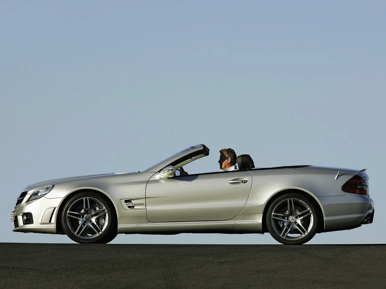 Mercedes-Benz SL65 AMG (2009) - Side Profile