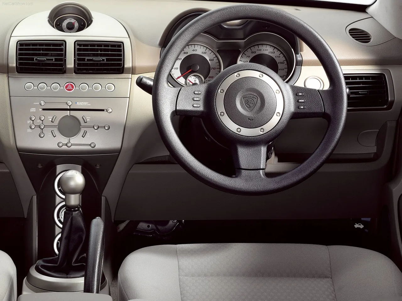 Proton GEN-2 (2004) – interiér