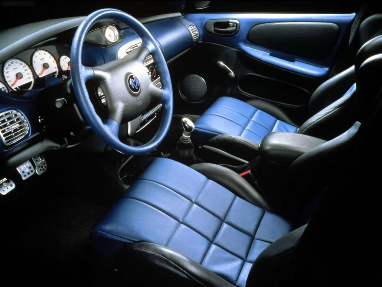 Dodge Neon SRT Concept (2000) – interiér