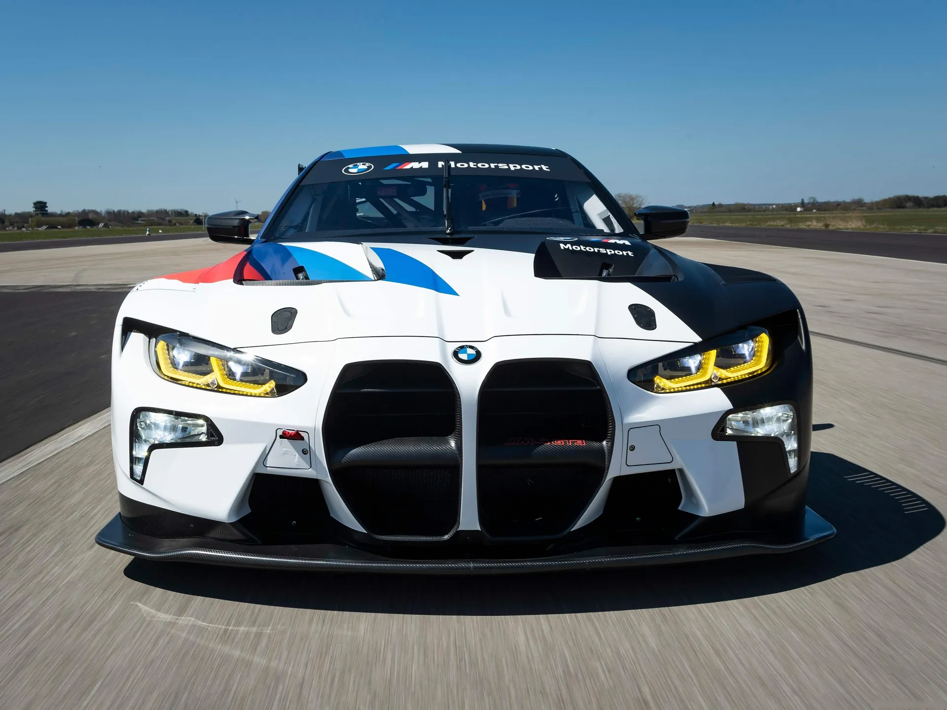 BMW M4 GT3 (2022) – zepředu