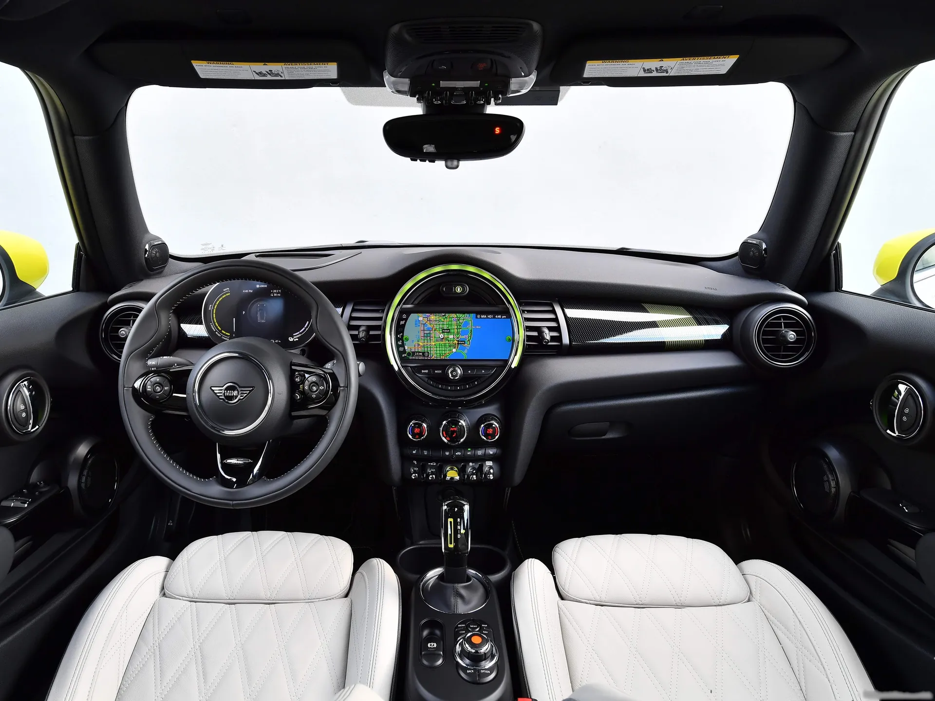 Mini Cooper SE (2020) - Interior