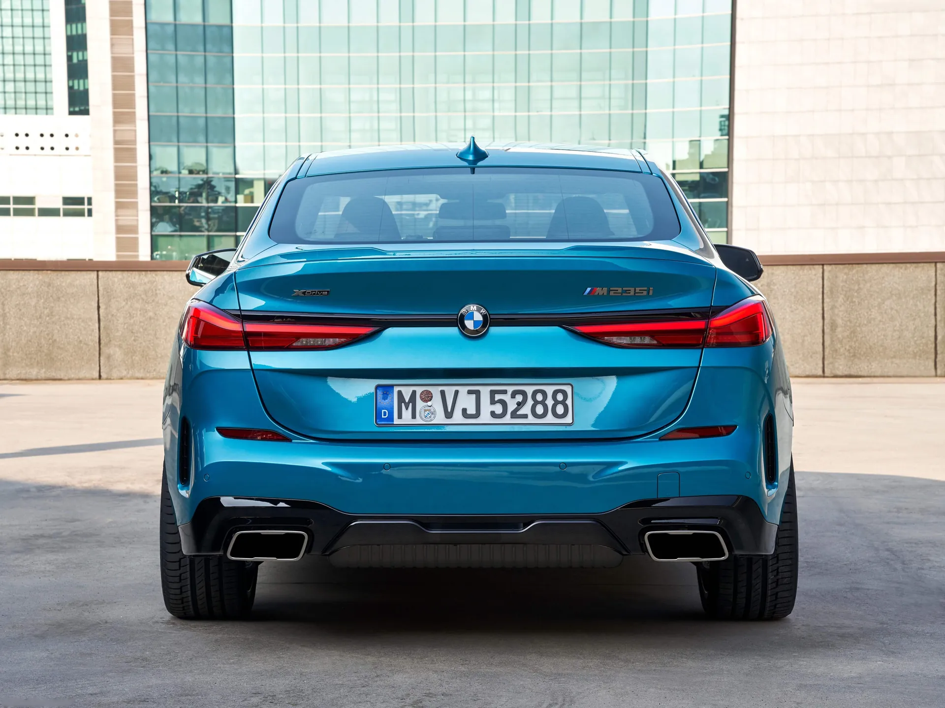 BMW M235i xDrive Gran Coupe (2020) – zezadu