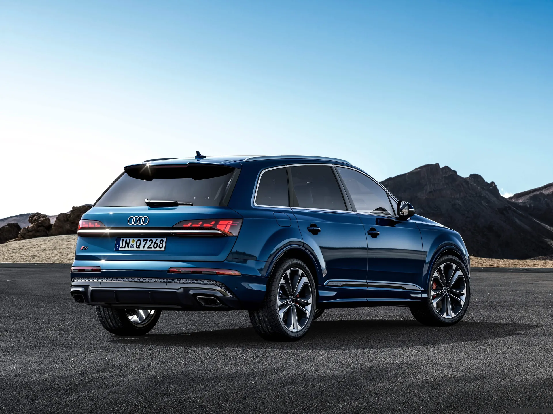 Audi Q7 (2025) – zadní tříčtvrteční pohled