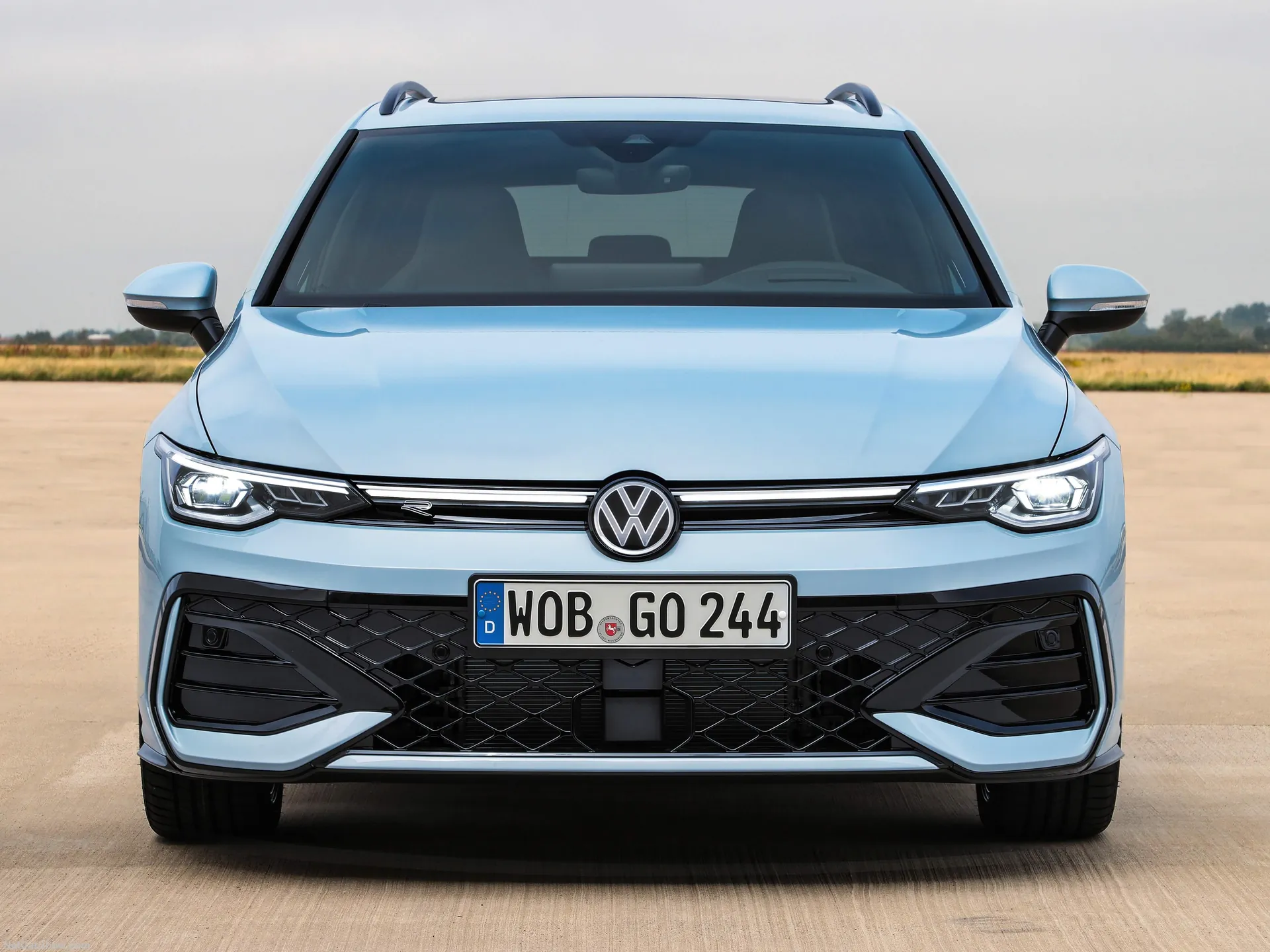 Volkswagen Golf Variant (2024) – zepředu