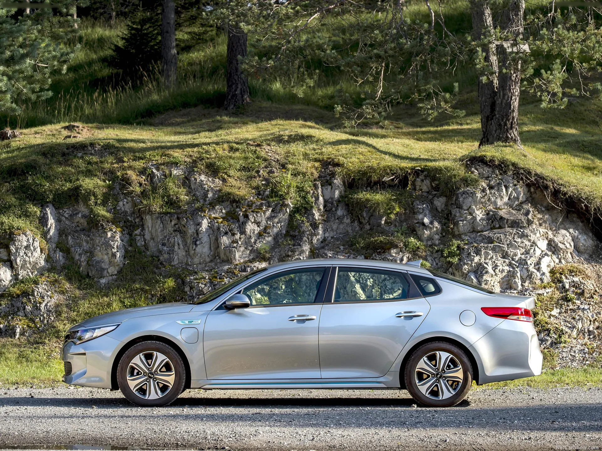 Kia Optima PHEV [UK] (2017) – boční profil