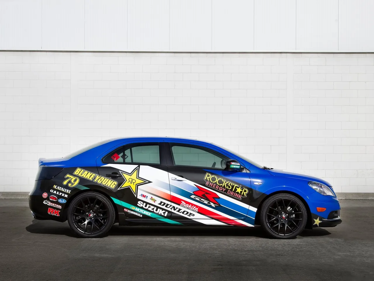 Suzuki Kizashi Apex Concept (2011) – boční profil