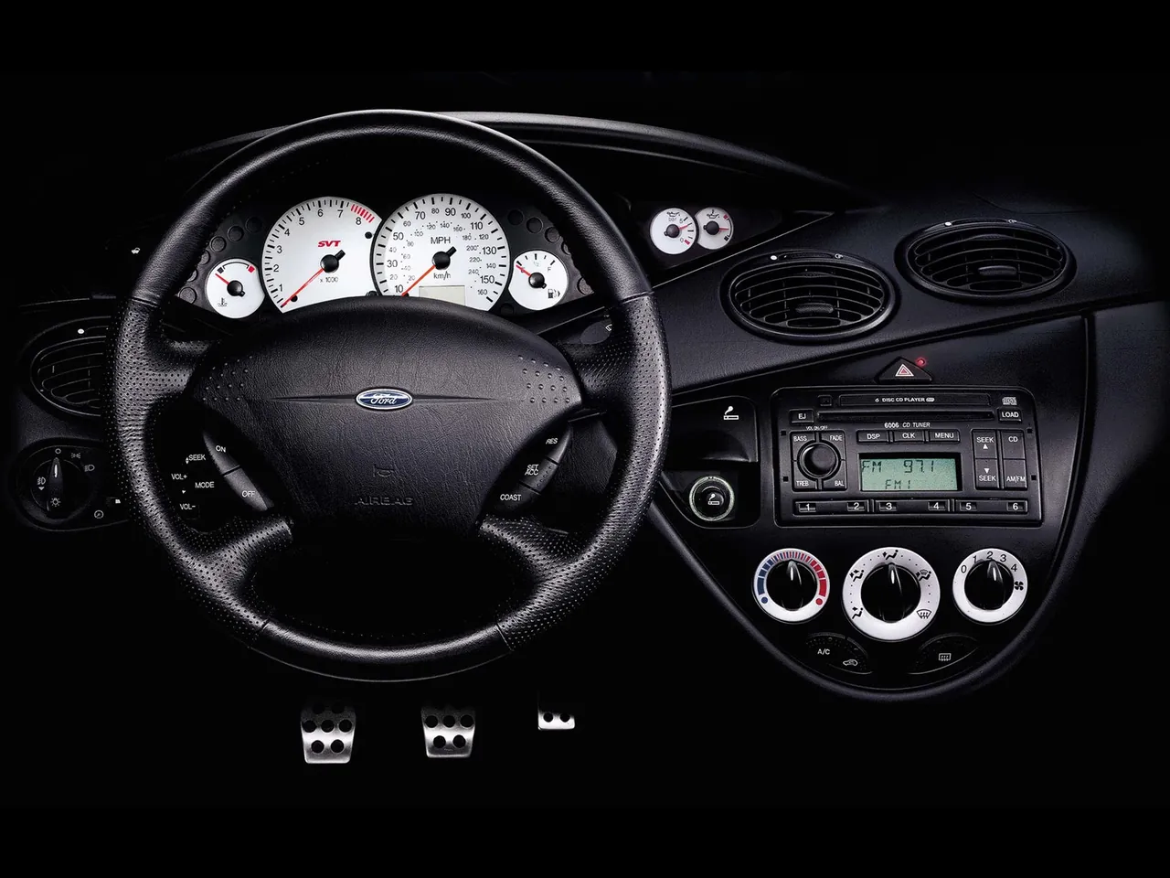 Ford SVT Focus (2002) – interiér
