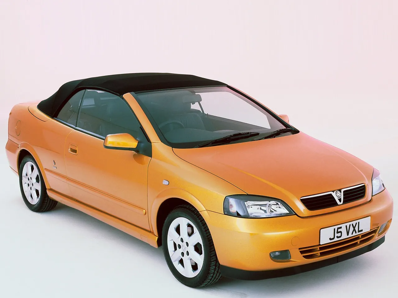 Vauxhall Astra Convertible (2001)
