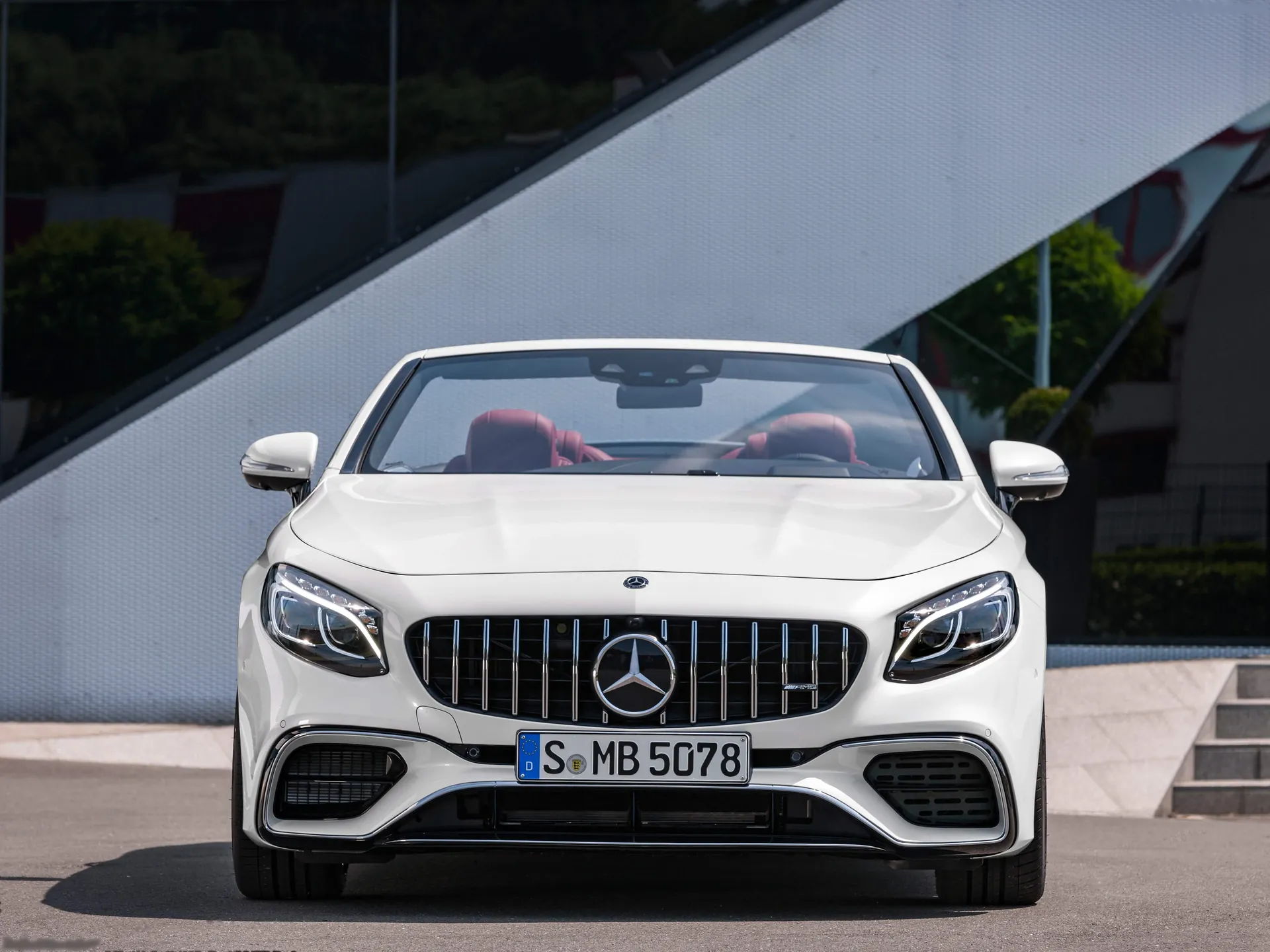 Mercedes-Benz S63 AMG Cabriolet (2018) – zepředu
