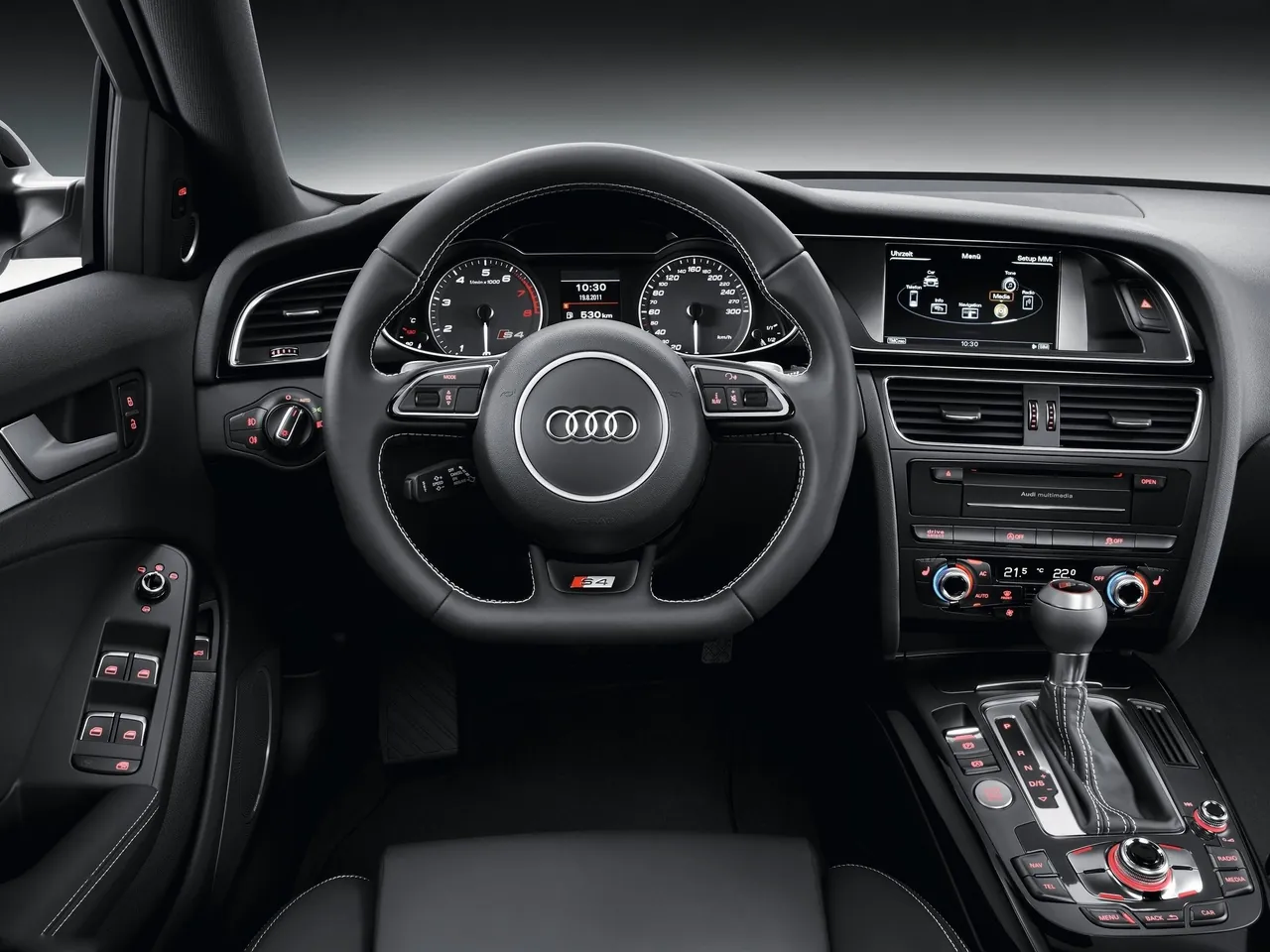 Audi S4 Avant (2013) – interiér
