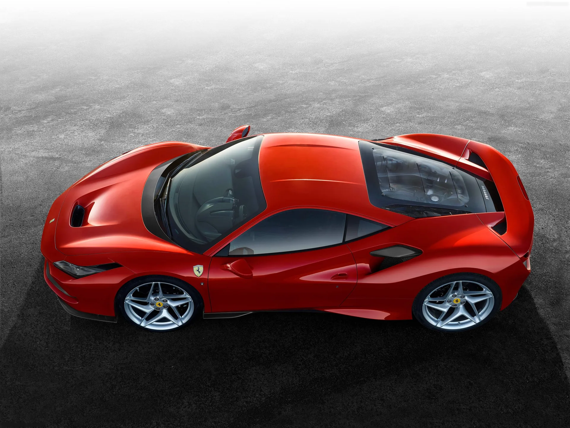 Ferrari F8 Tributo (2020) – boční profil