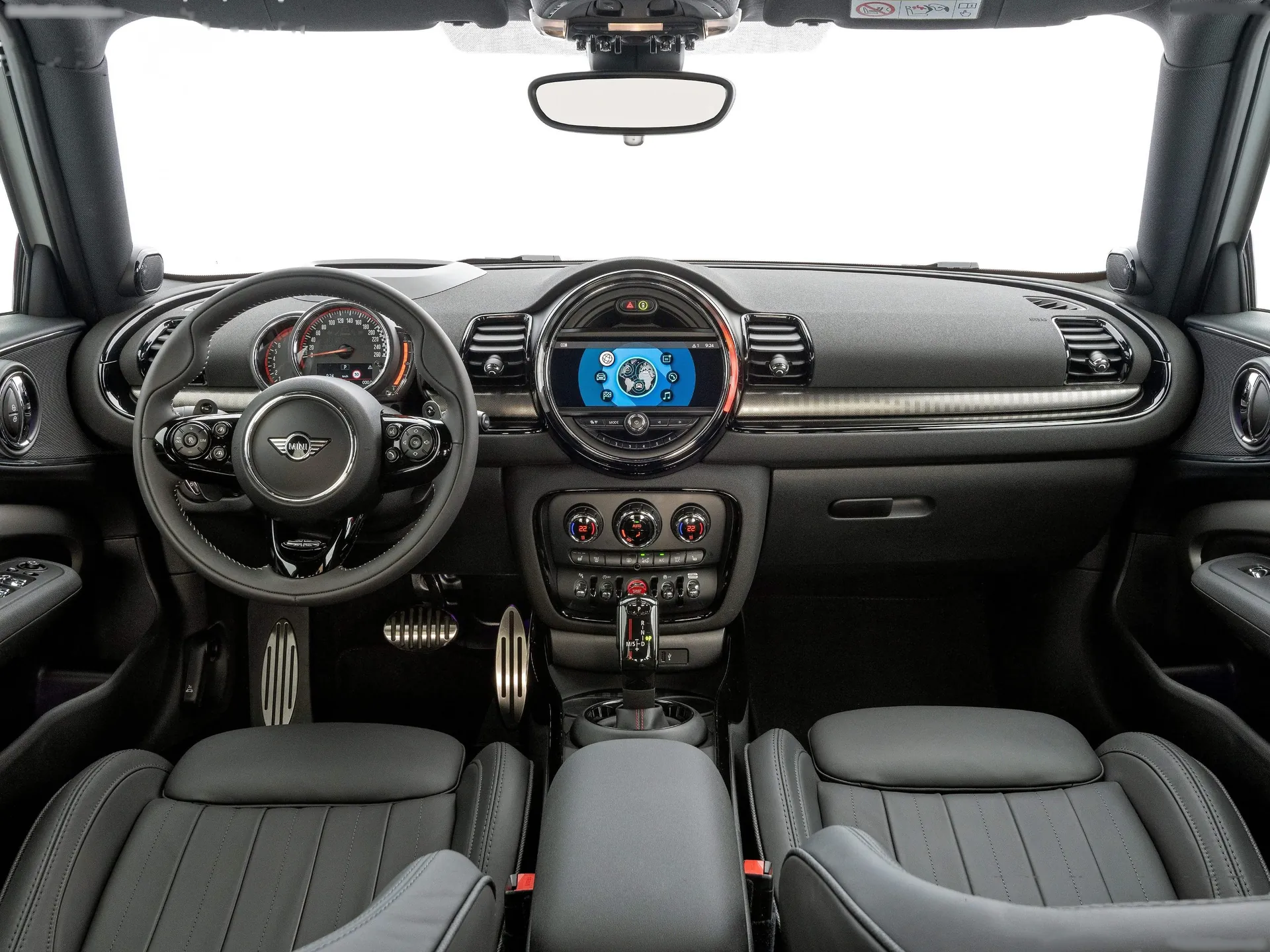 Mini John Cooper Works Clubman (2020) – interiér