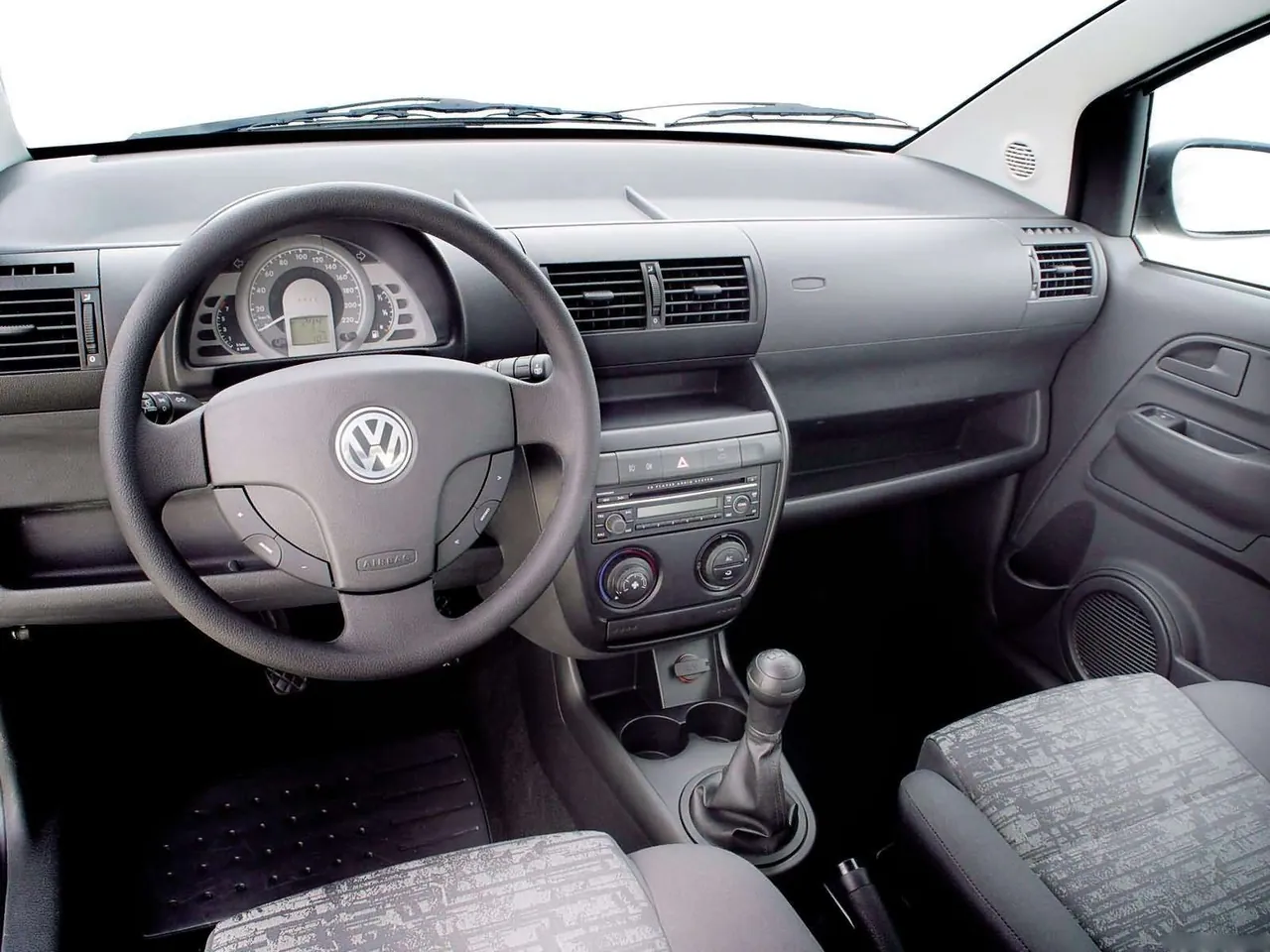 Volkswagen Fox (2005) - Interior
