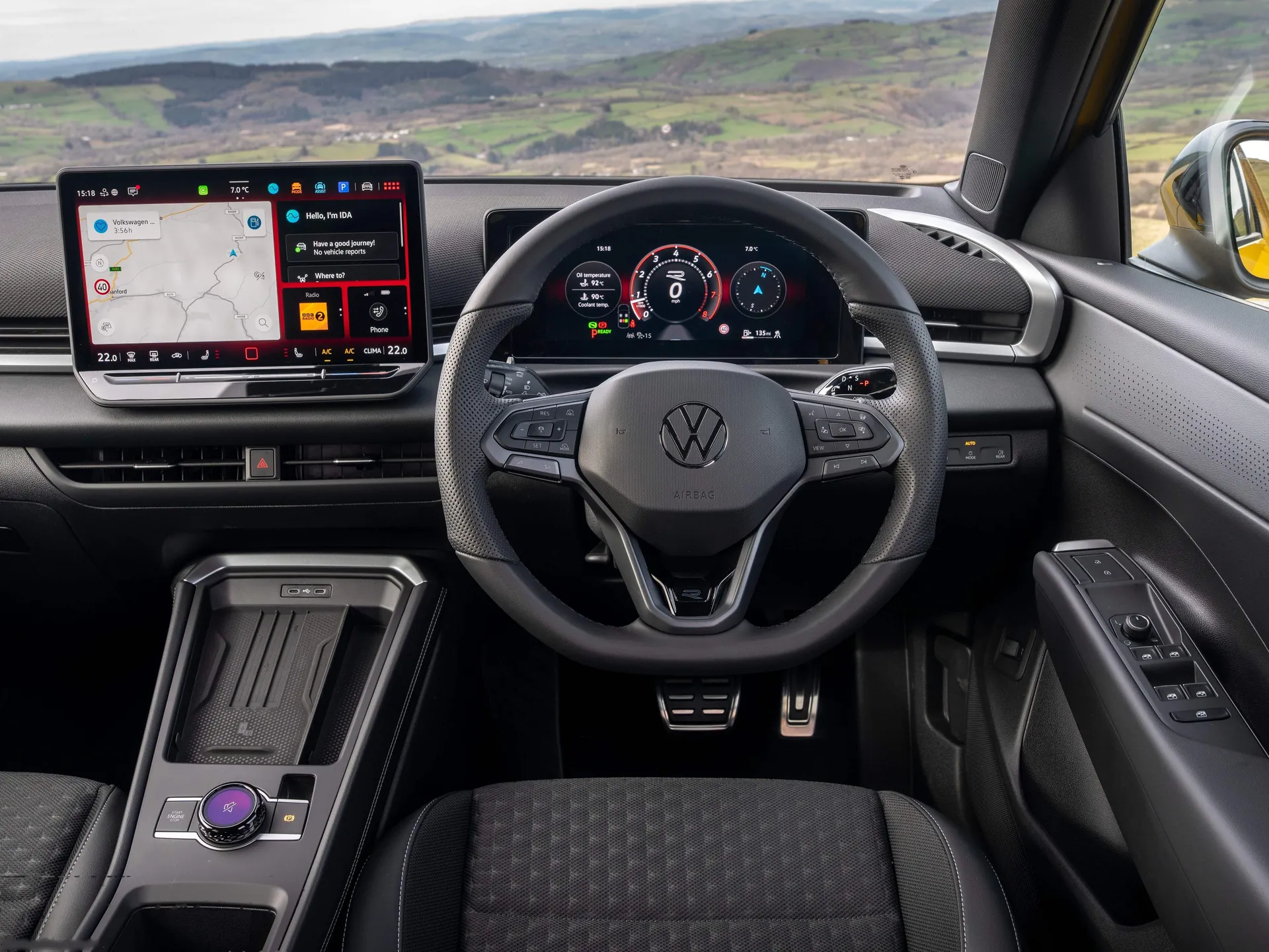 Volkswagen T-Roc [UK] (2026) – interiér