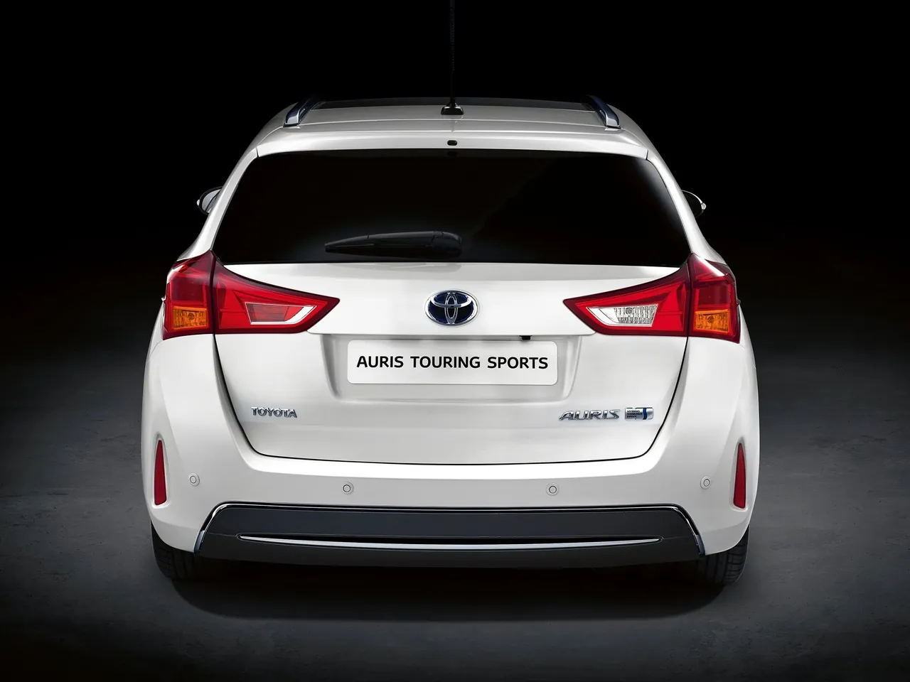 Toyota Auris Touring Sports (2013) - Rear