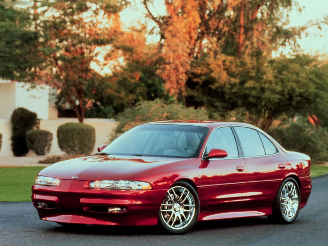 Oldsmobile Intrigue OSV (2000)