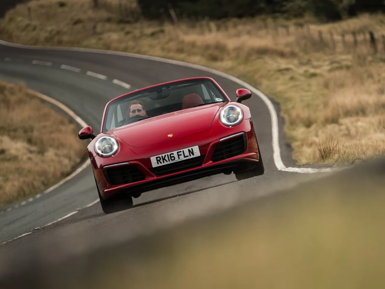 Porsche 911 Carrera 4 Cabriolet (2016) - Front