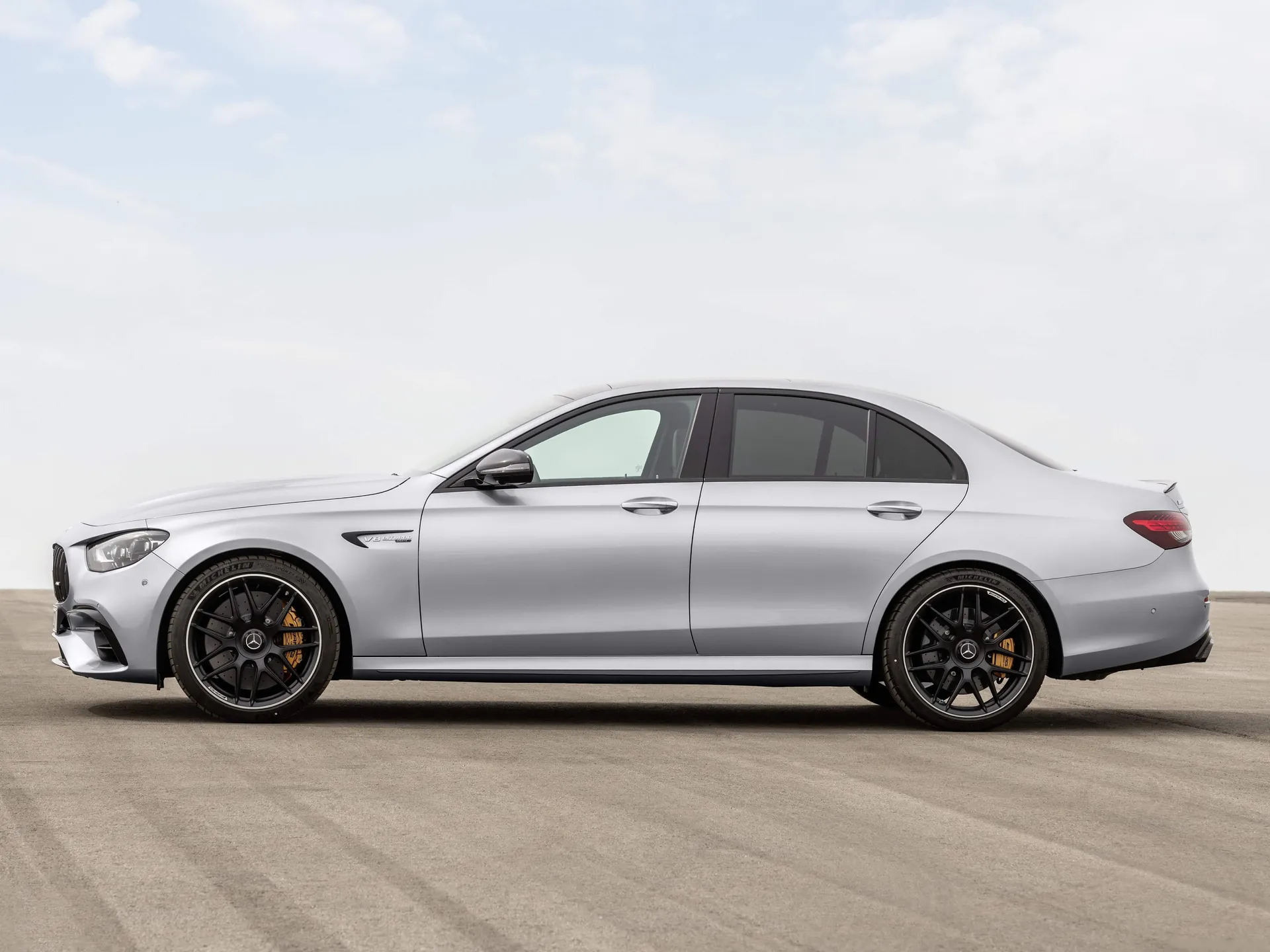 Mercedes-Benz E63 S AMG (2021) - Side Profile