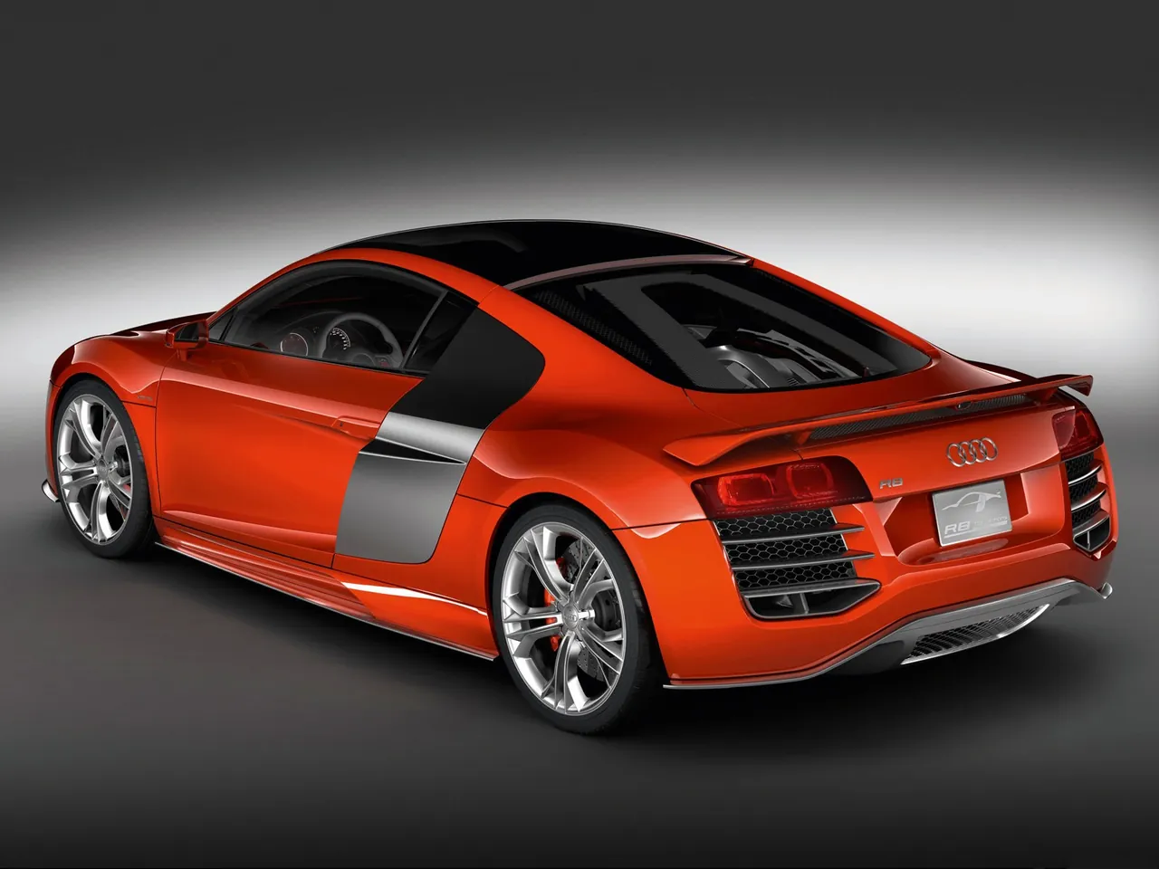 Audi R8 TDI Le Mans Concept (2008) – zadní tříčtvrteční pohled