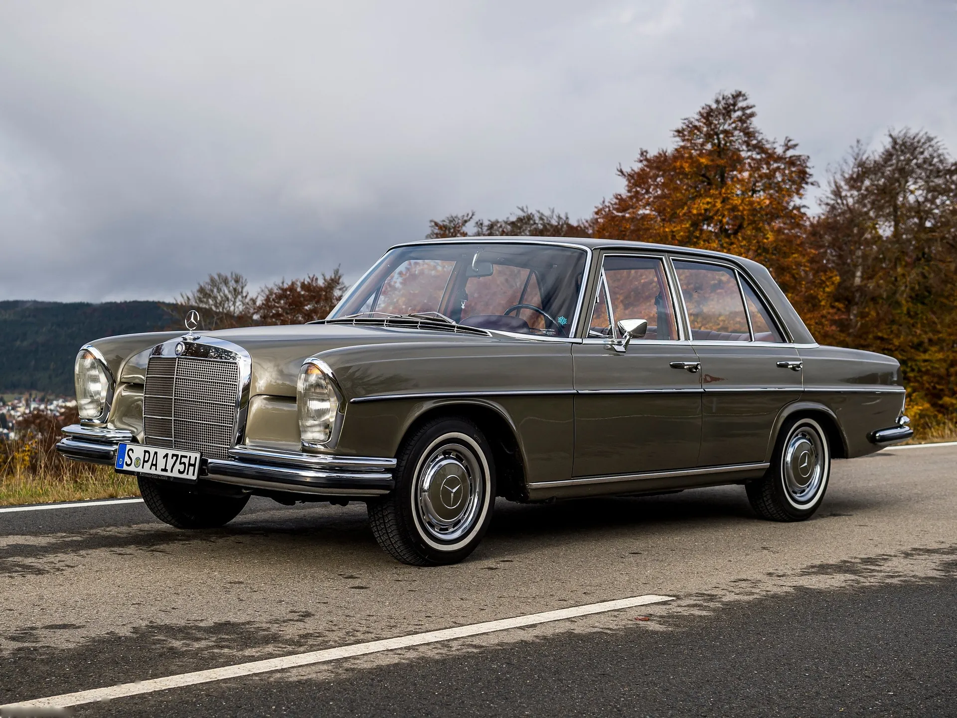 Mercedes-Benz 250 SE W108 (1965)