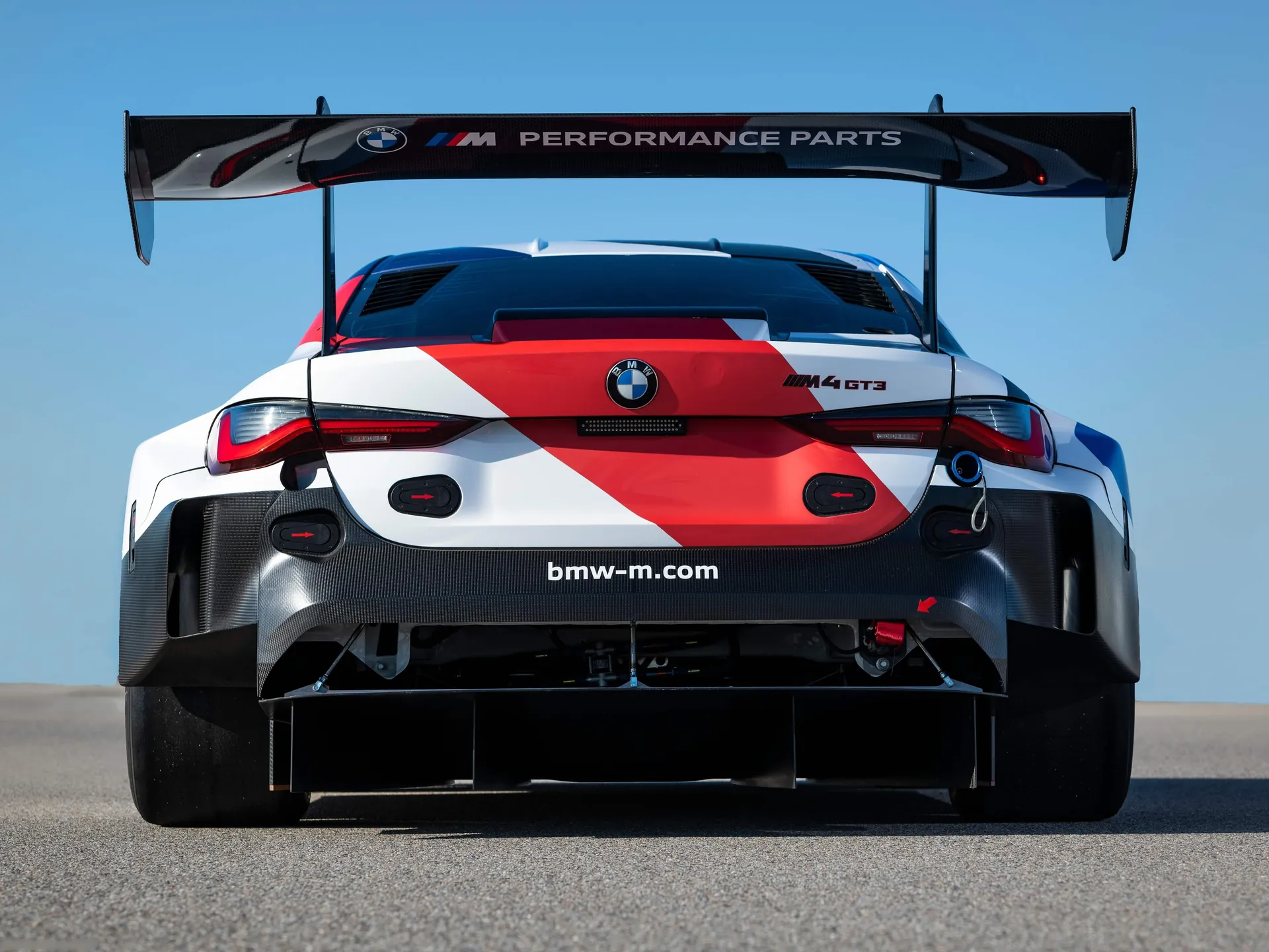 BMW M4 GT3 (2022) – zezadu