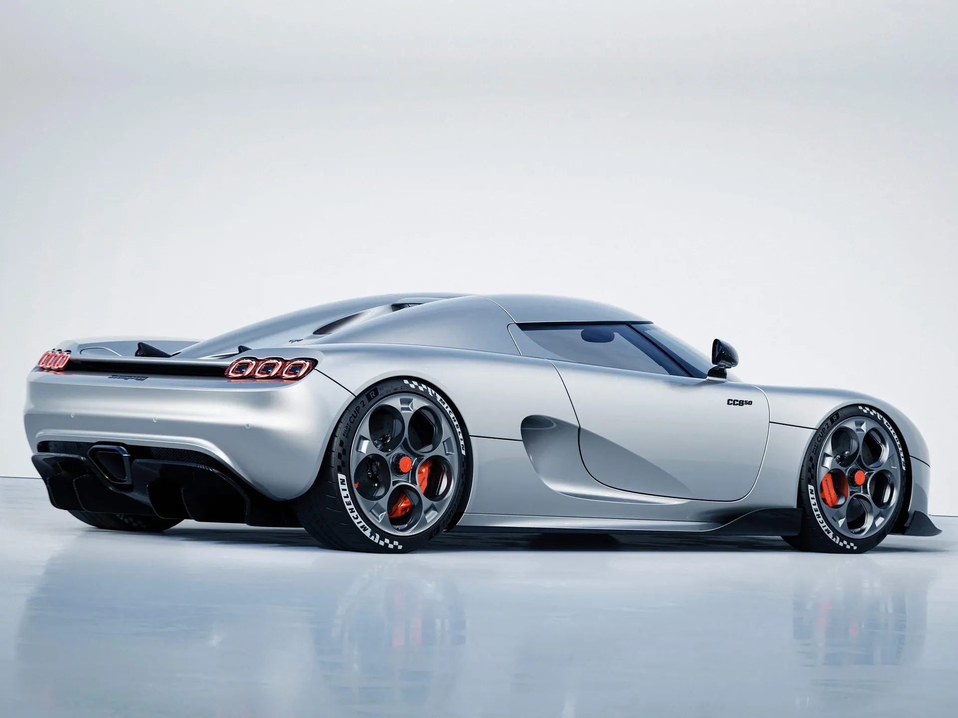 Koenigsegg CC850 (2023) – zadní tříčtvrteční pohled