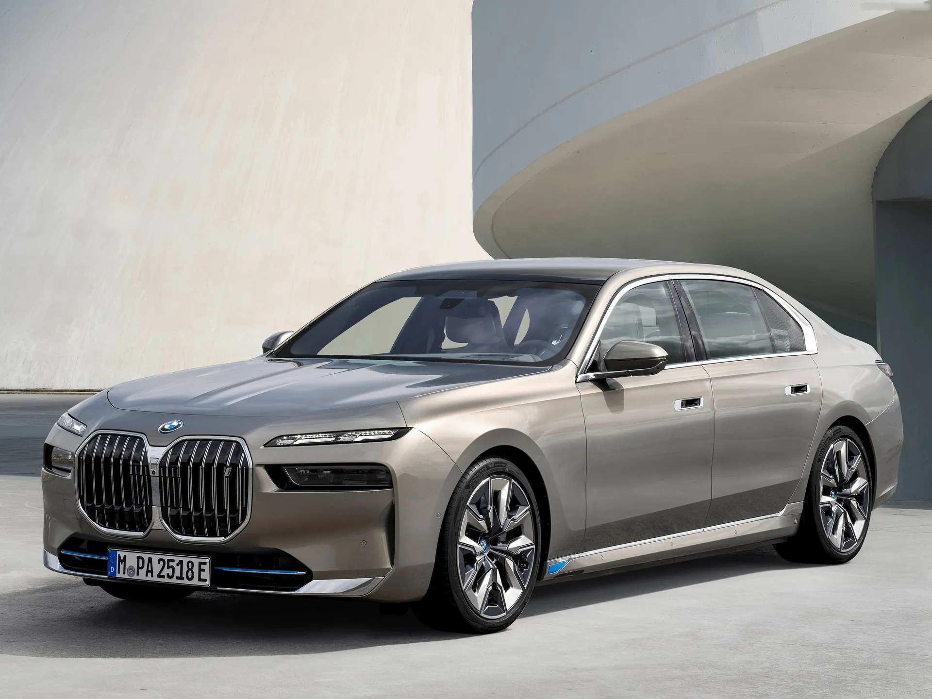 BMW i7 (2023)
