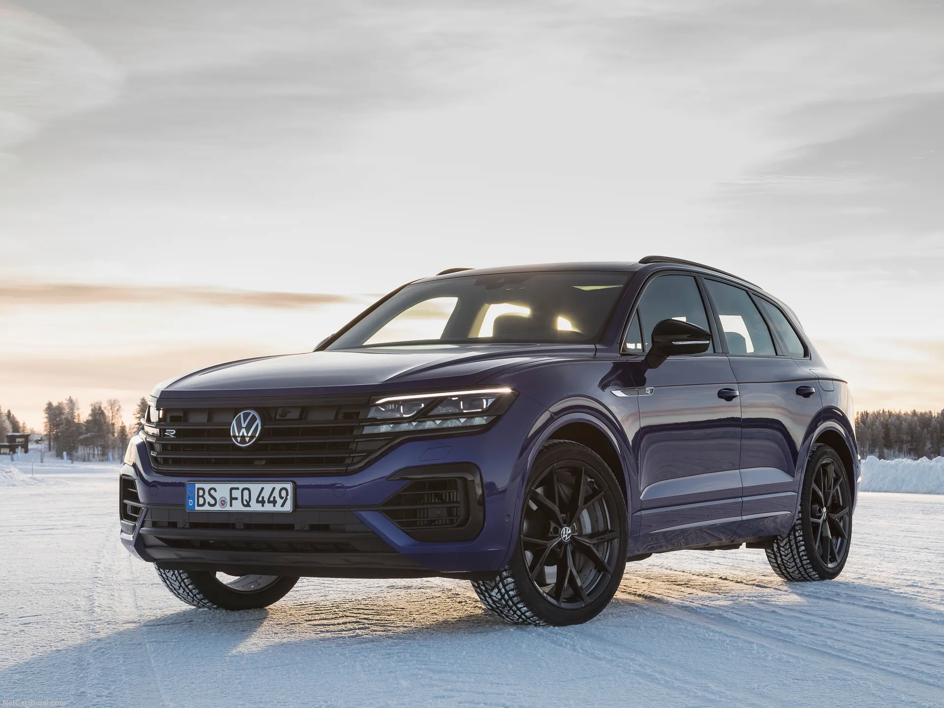 Volkswagen Touareg R (2021)