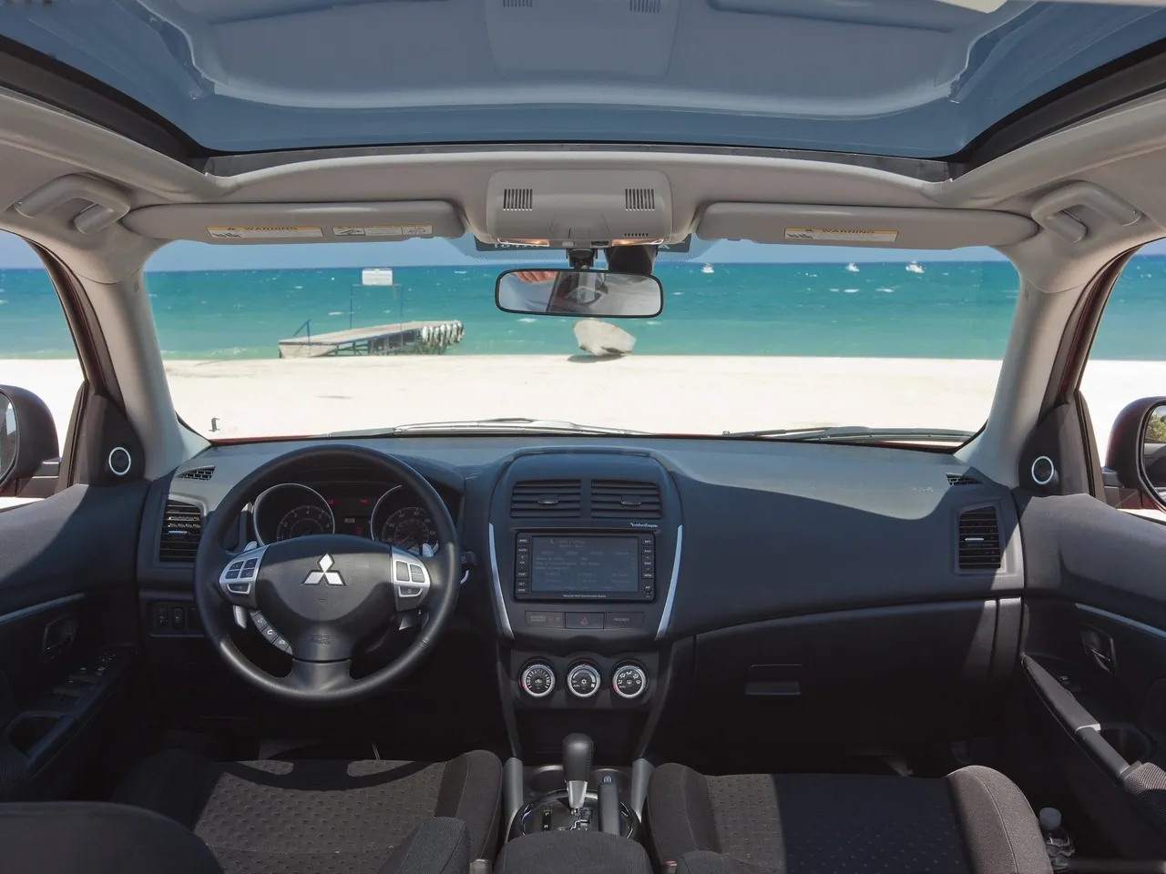 Mitsubishi Outlander Sport (2011) – interiér