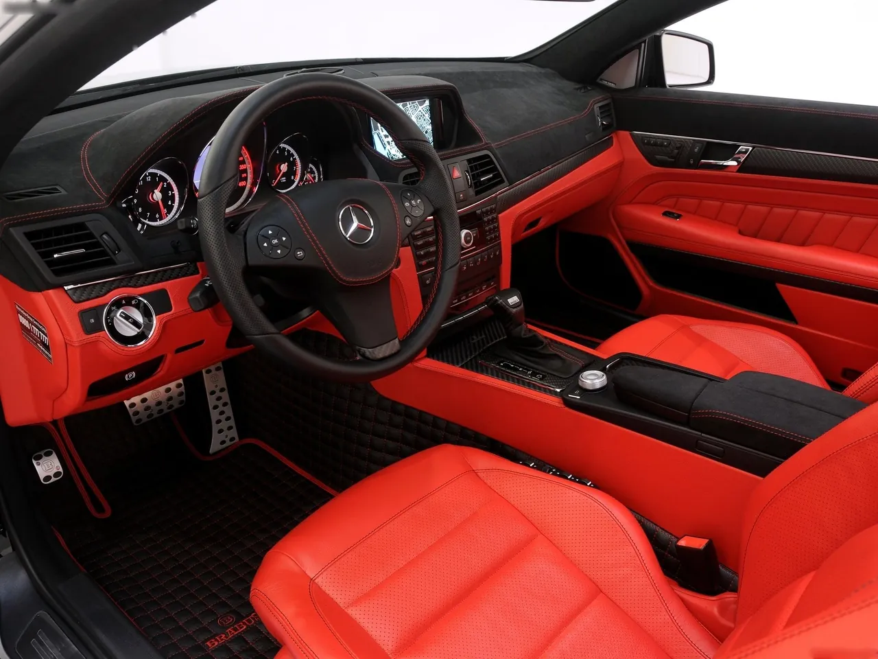 Brabus E V12 Cabriolet (2011) – interiér