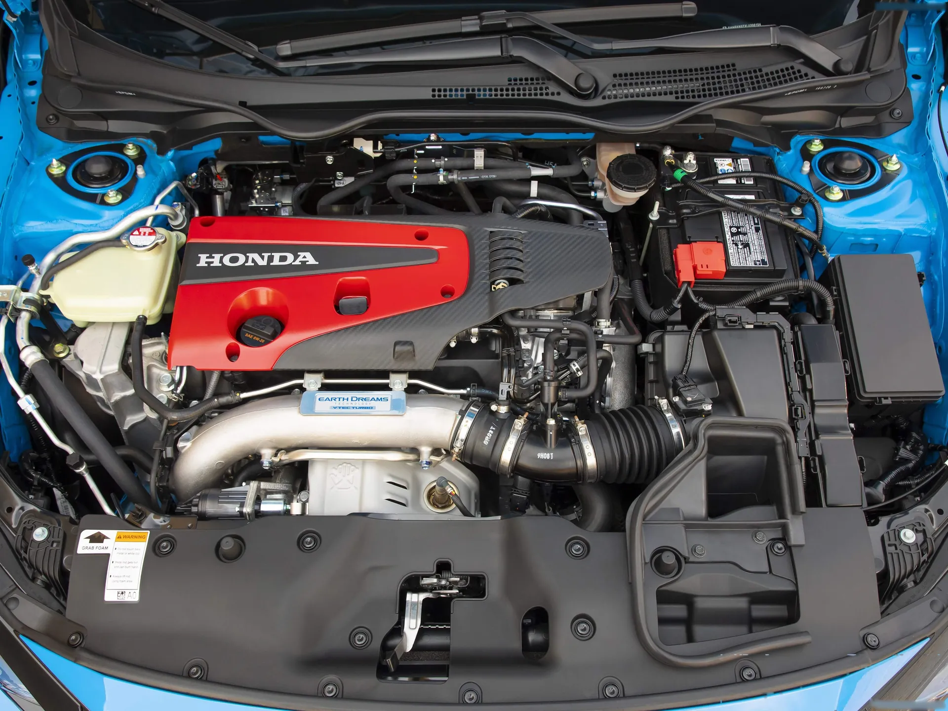 Honda Civic Type R (2020) – motorový prostor
