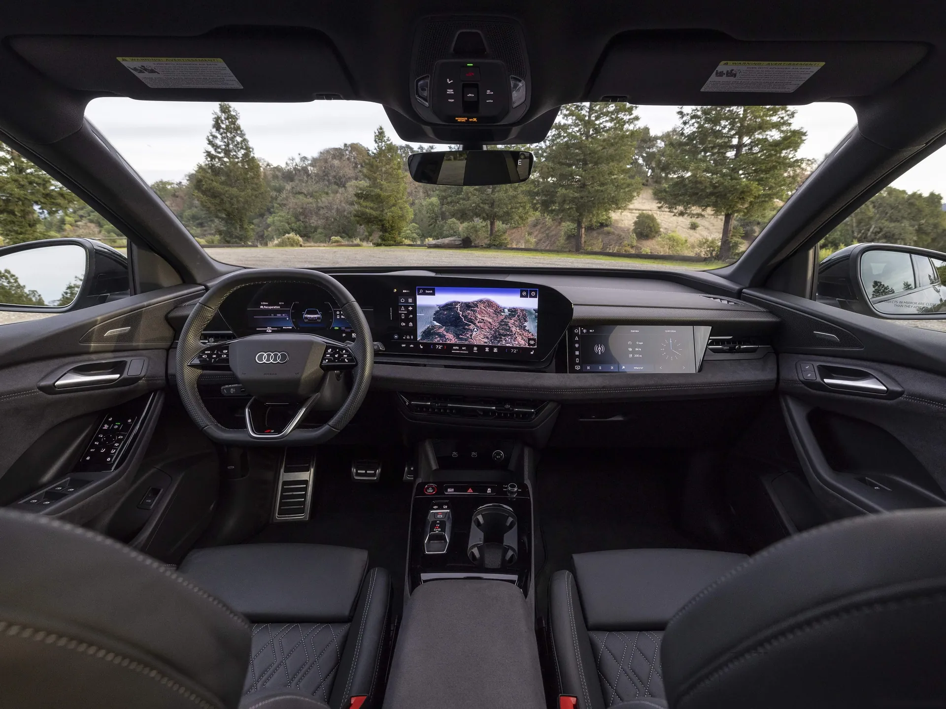 Audi SQ6 e-tron [US] (2025) – interiér