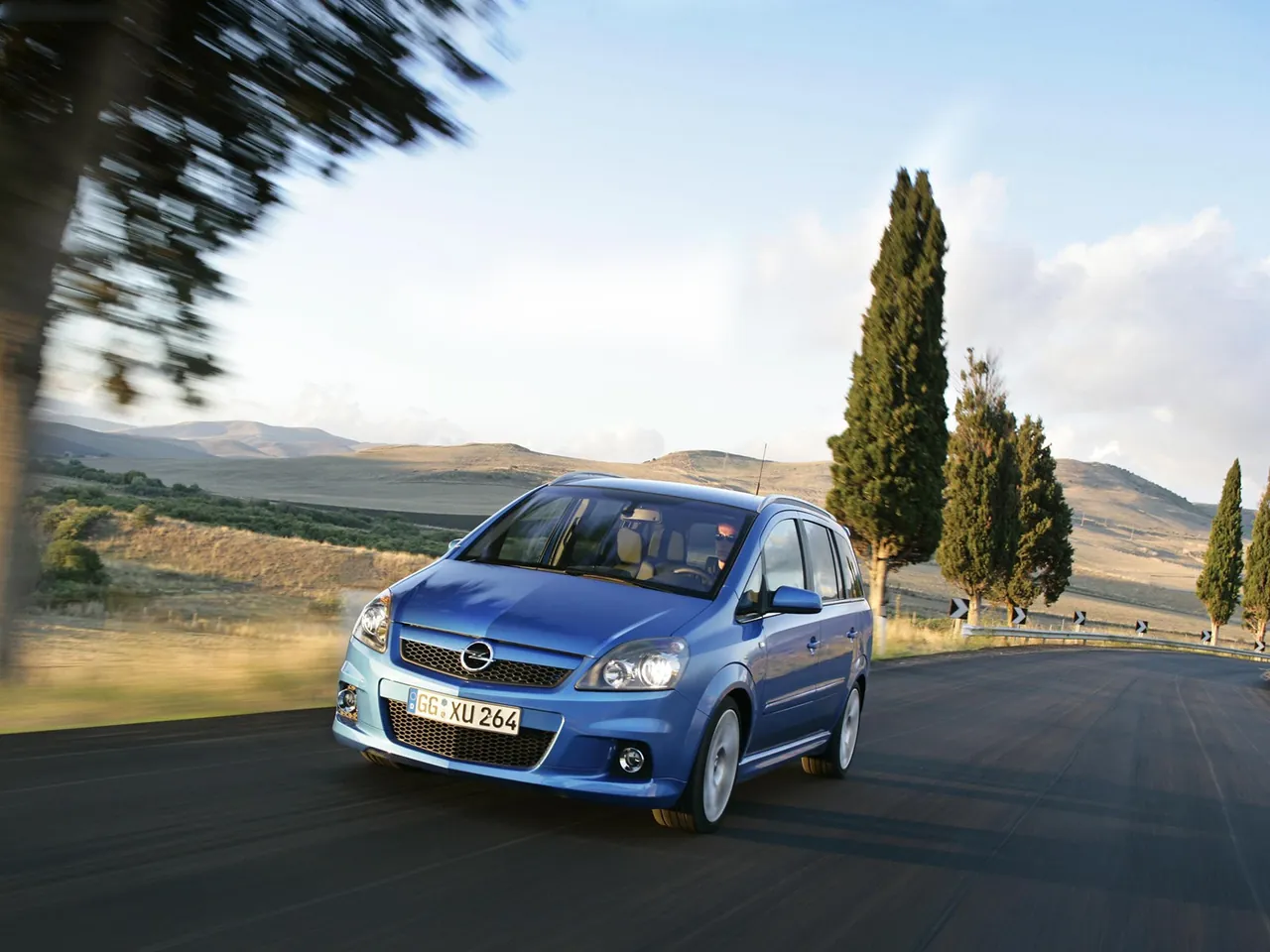 Opel Zafira OPC (2006)
