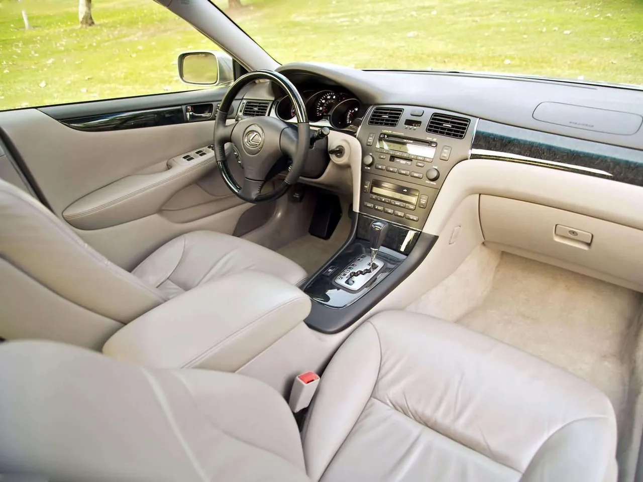 Lexus ES330 Sport Design (2004) – interiér