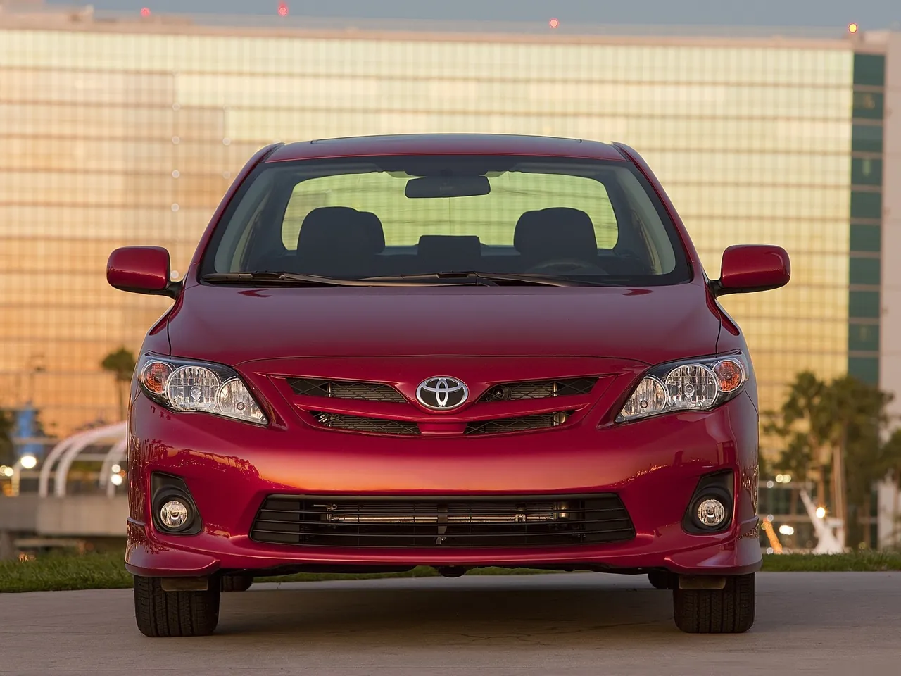 Toyota Corolla (2011) - Front