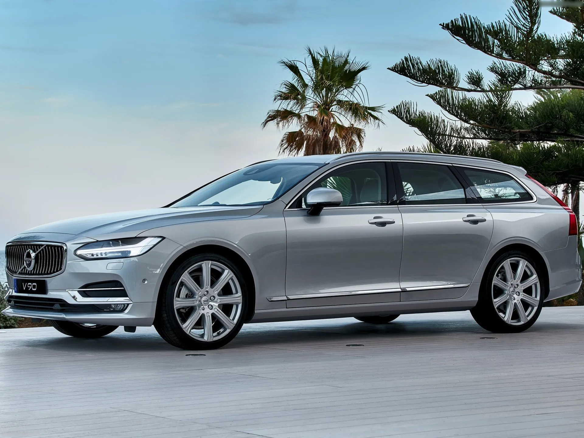 Volvo V90 Estate (2017)