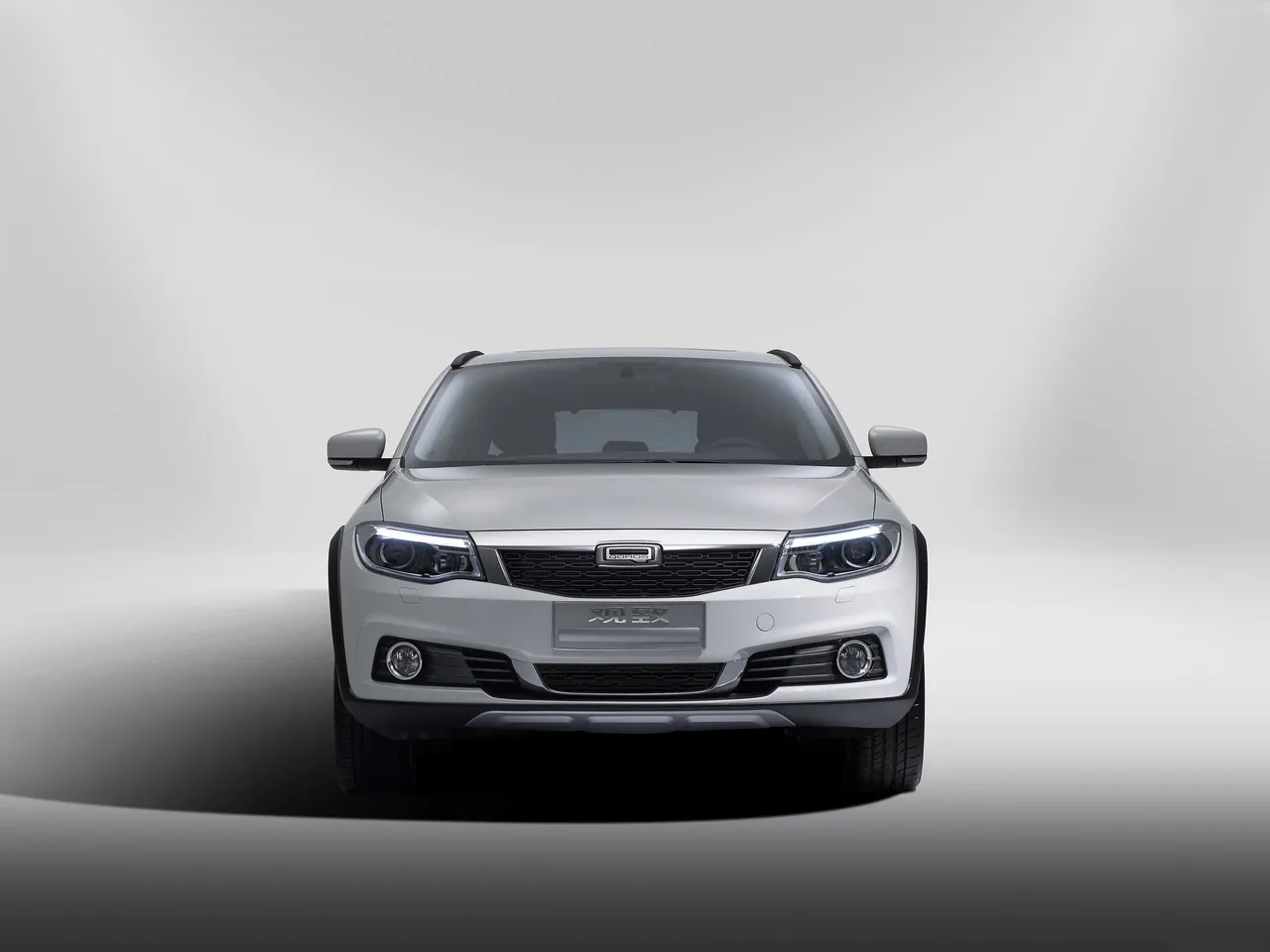 Qoros 3 City SUV 1.6T (2015) – zepředu