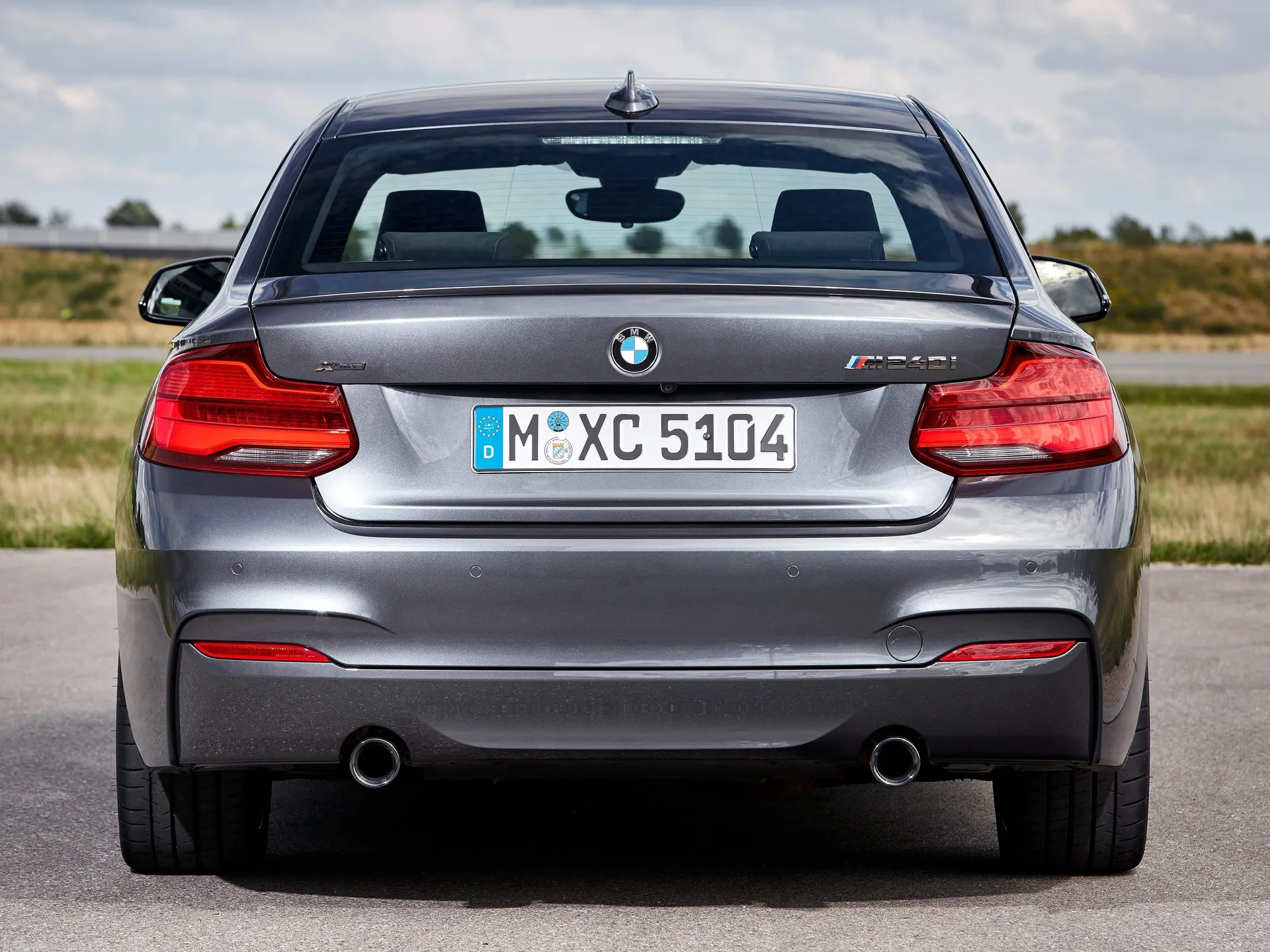 BMW 2-Series Coupe (2018) – zezadu