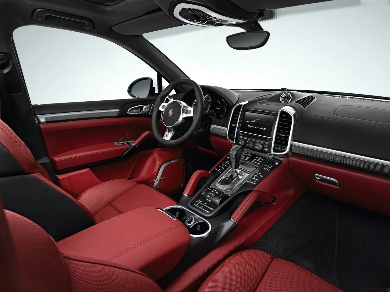 Porsche Cayenne Turbo S (2013) – interiér