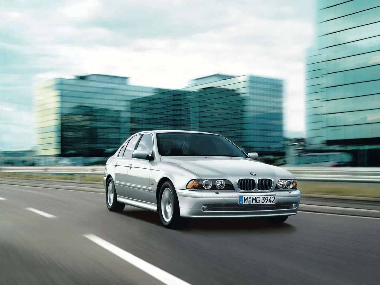 BMW 5 Series (2001)