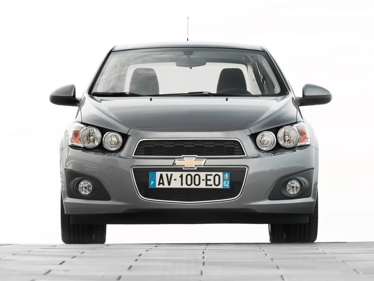 Chevrolet Aveo Sedan (2012) – zepředu