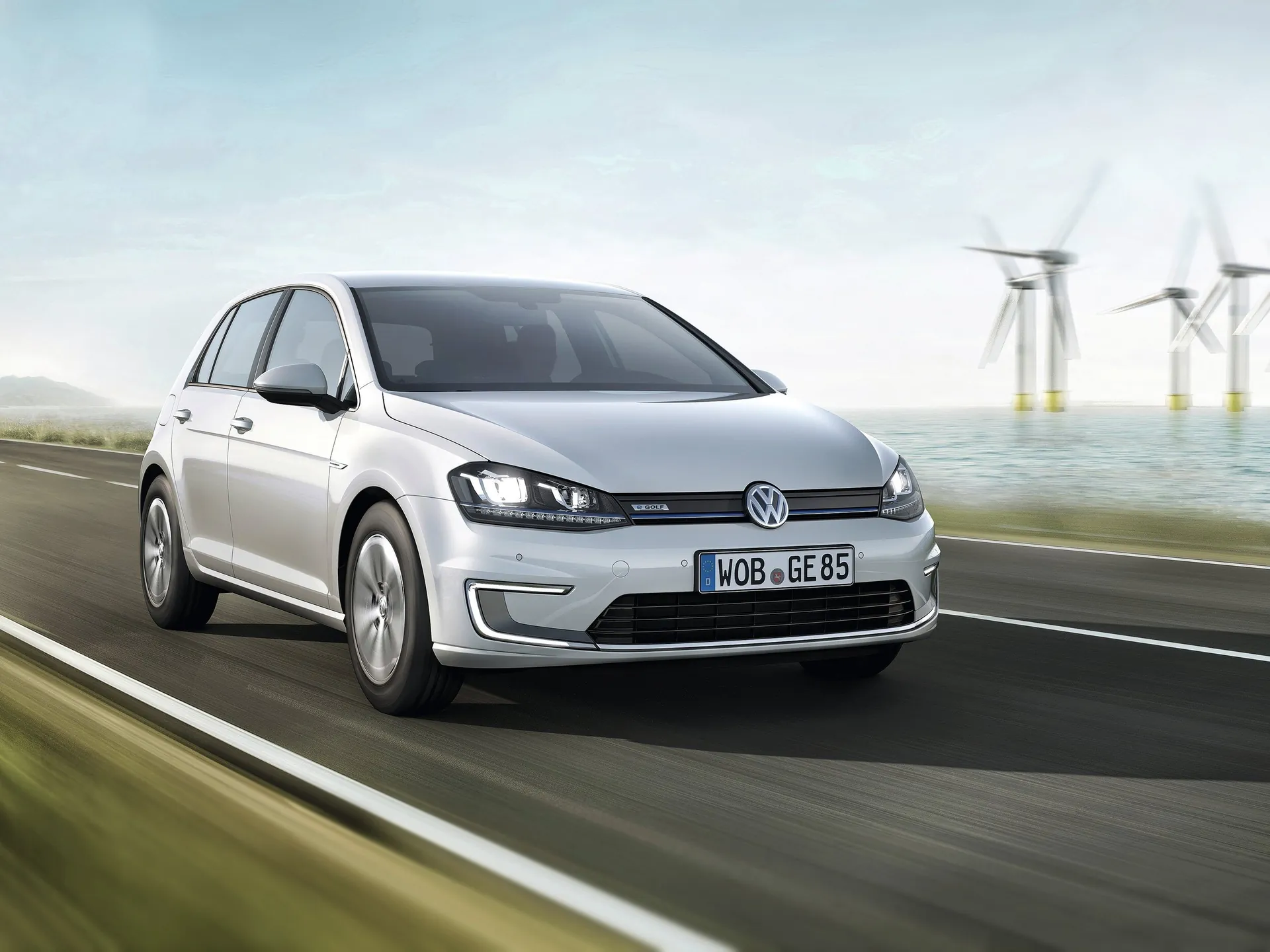 Volkswagen e-Golf (2015)