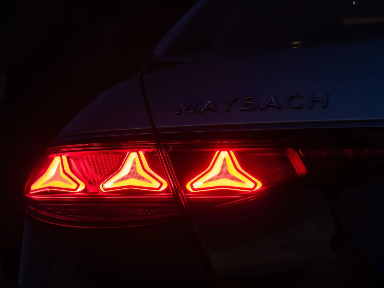 Mercedes-Benz S680 Maybach [US] (2027)