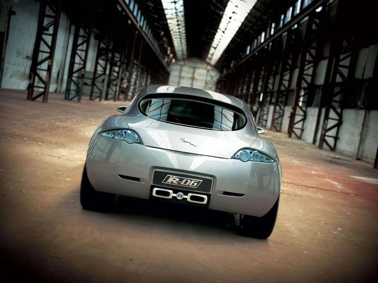 Jaguar RD6 Concept (2003) – zezadu